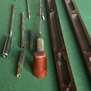 Canne à système pour nettoyer les fusil et les revolver vendue