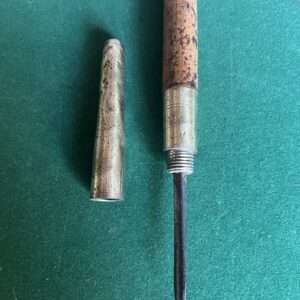 Cannes de défense et pour marcher sur la glace