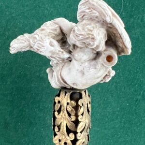 Canne en ivoire avec cites